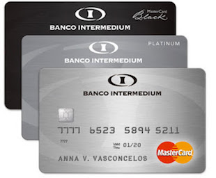 São três cartões comercializados: Standard Internacional, Platinum e Black, ambas com a bandeira MasterCard (divulgação)